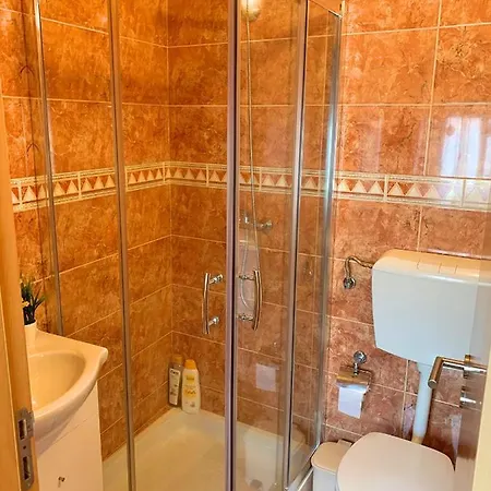 Duarte - Casa T1 - Com Vista Mar