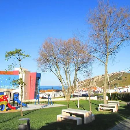 Duarte - Casa T1 - Com Vista Mar * 纳扎雷