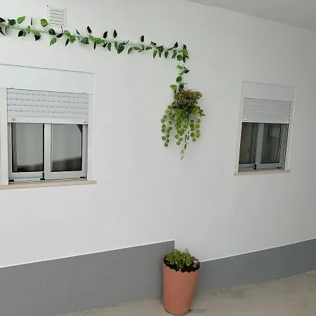 Duarte - Casa T1 - Com Vista Mar 纳扎雷