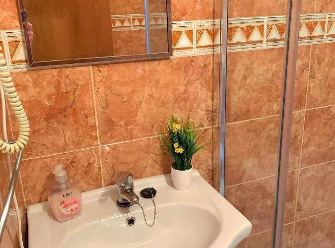 Duarte - Casa T1 - Com Vista Mar נאזרה