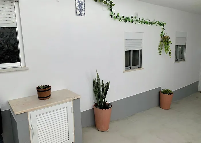 Duarte - Casa T1 - Com Vista Mar * נאזרה