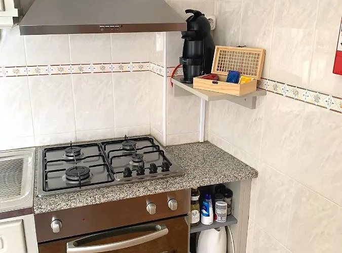 Duarte - Casa T1 - Com Vista Mar *