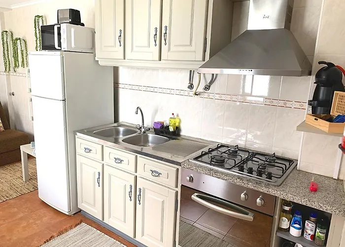 Duarte - Casa T1 - Com Vista Mar נאזרה